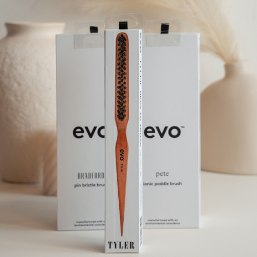 EVO Tyler Teasing Brush